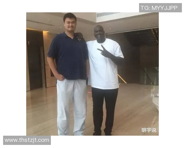 姚明在NBA赛场上与老鹰队的精彩对决回顾与分析